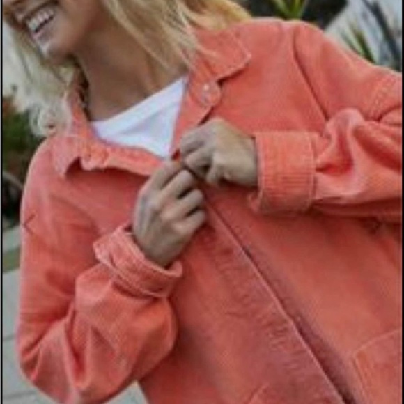 Roxy corduroy shachet size medium - Picture 3 of 3